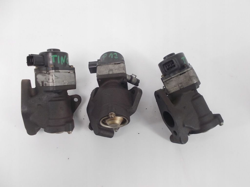 фото №8, Egr трубка клапан вакуумa nissan 2,2 di шланг