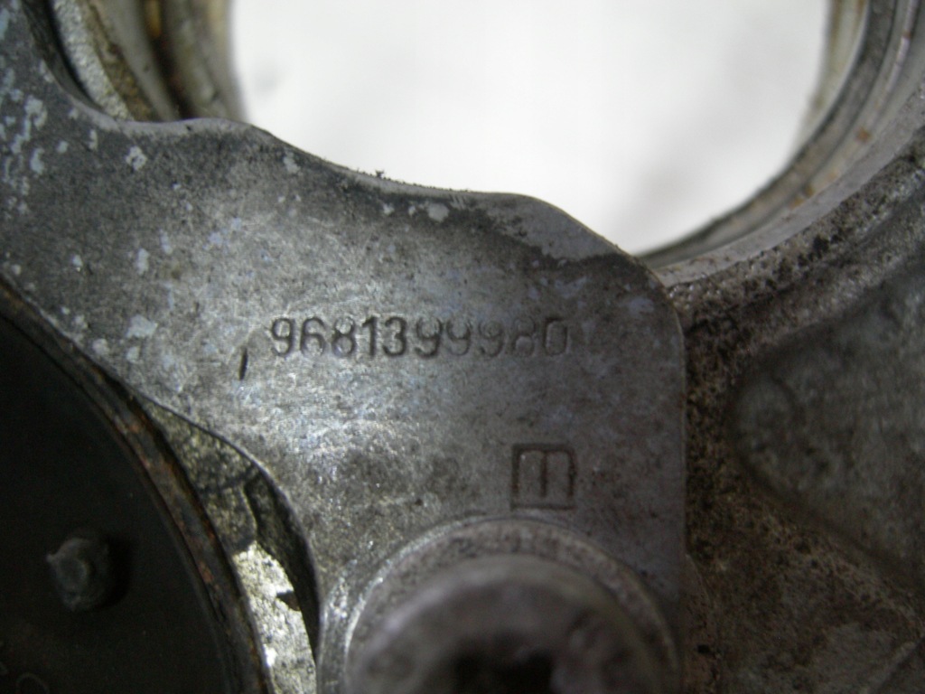 фото №7, Peugeot rcz 1,6 thp кронштейн опора полуось