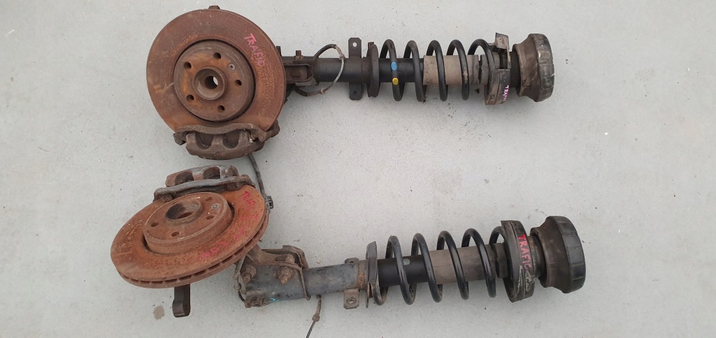 фото №1, Поворотний кулак права амортизаторна стійка trafic ii vivaro 2.0 dci