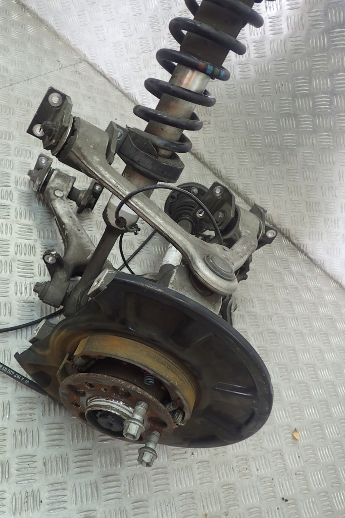 фото №2, Mercedes sls a197 подвеска поворотный кулак левая задние