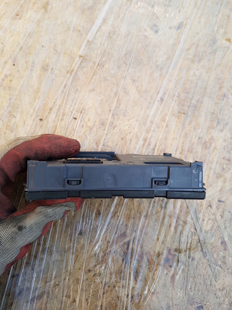 фото №4, Renault clio iv считыватель карта 285902325r