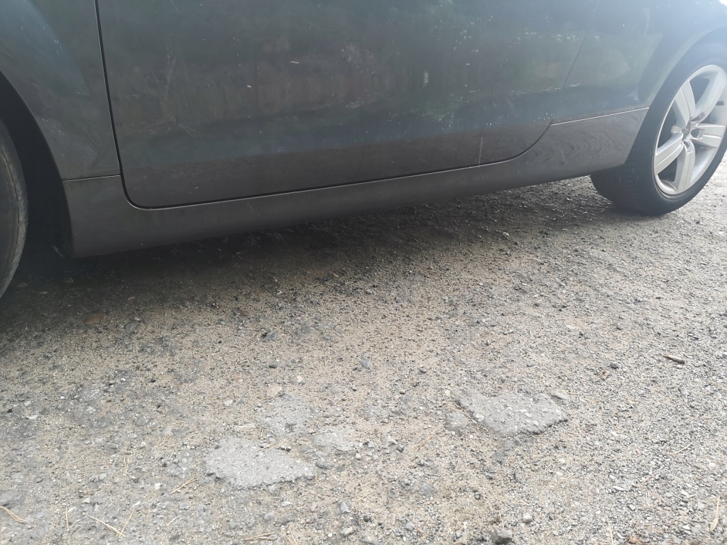 фото №1, Молдинг порог левая сторона audi tt 8j lx7z