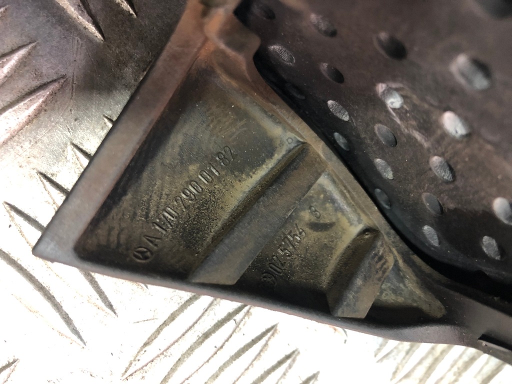 фото №4, Mercedes slk r170 накладки na педалі автоматична коробка передач