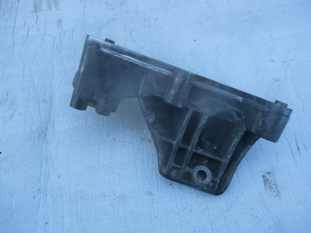 фото №3, Кронштейн кронштейн двигателя iveco daily iv 3.0 hpi