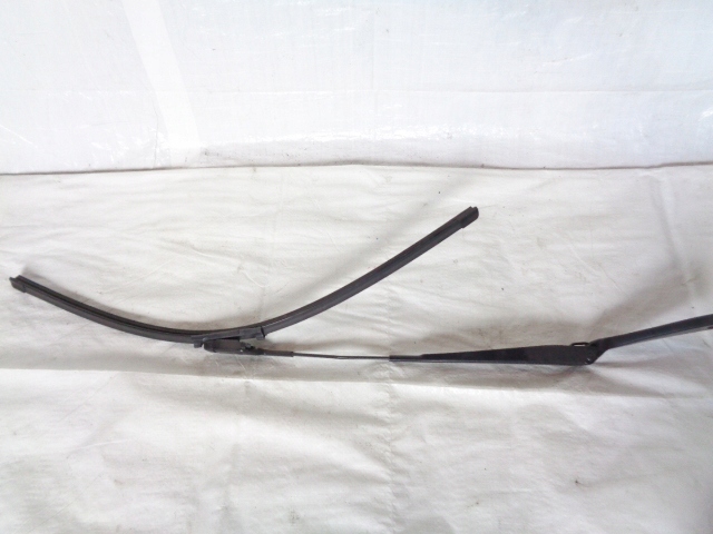 фото №1, Jaguar xe x760 важіль двірник права