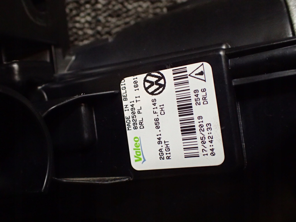 фото №3, Противотуманная фара правый vw t roc t-roc led drl 2ga941056f14s