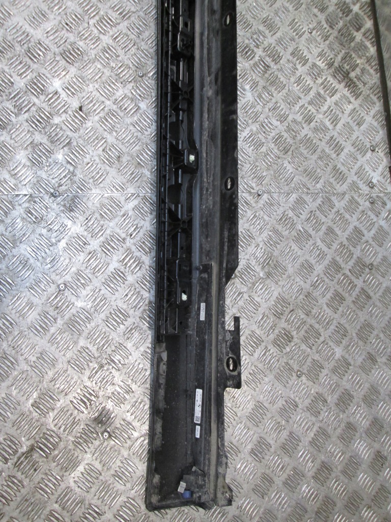 фото №16, Bmw 7 g11 молдинг поріг ліва права arctic карбон
