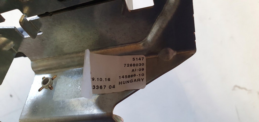 фото №9, Кронштейн шторка праве 7268030 bmw seria 3 f31 12-