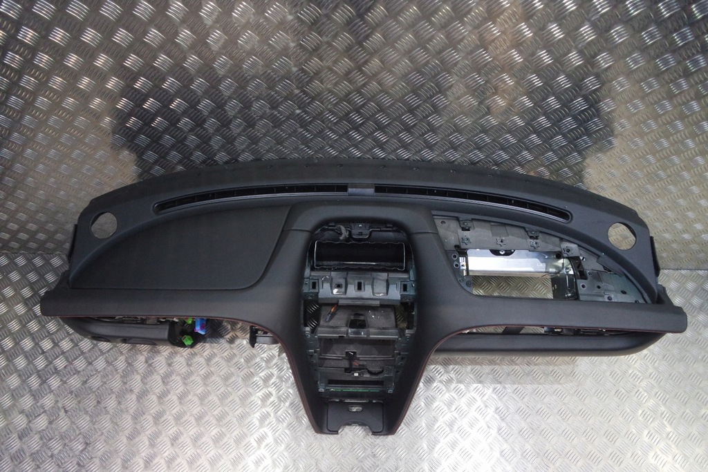 фото №7, Bentley gt gtc 2011- панель приладів консоль шкіра czarna