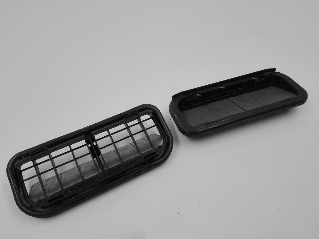 фото №1, Решітка вентиляційна peugeot 108 c1 ii