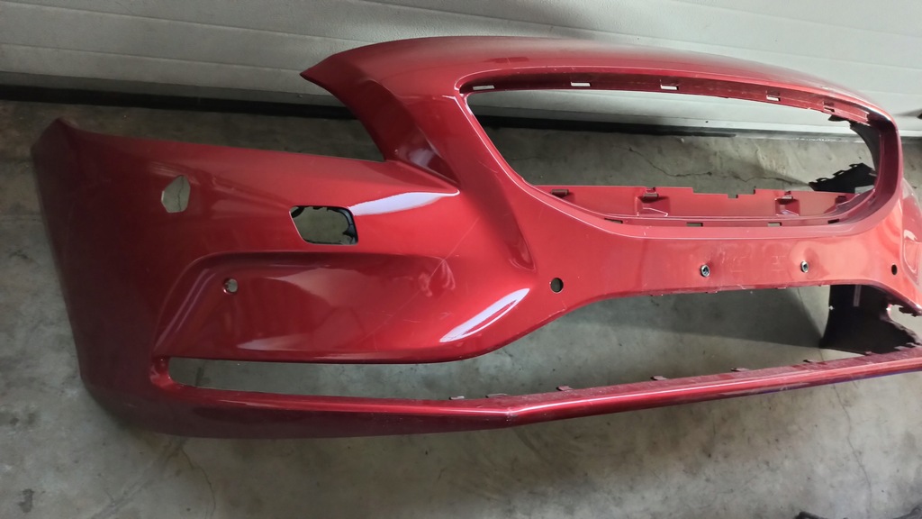 фото №1, Volvo v40 бампер перед передний омыватель pdc