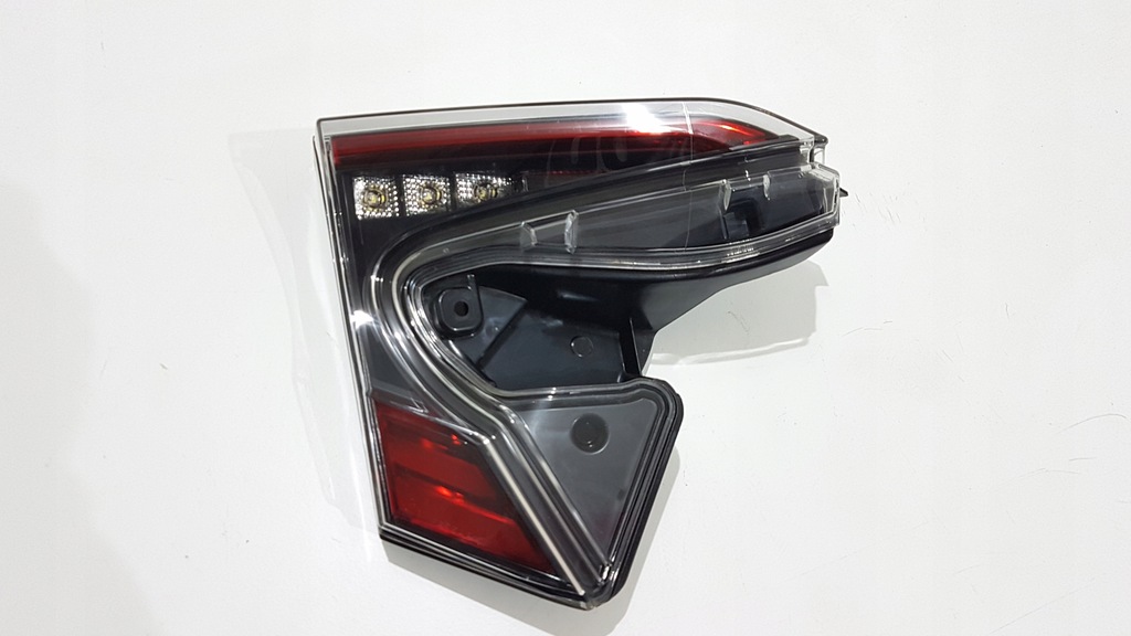 фото №1, Лампа задняя левая задняя led toyota c-hr 81590f402100