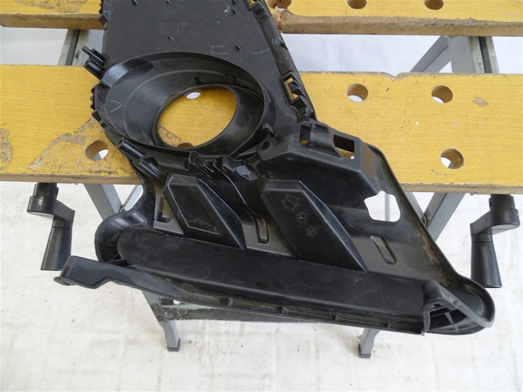 Решітка w бампер ліва mazda 3 iii lift po 2010 Недорого