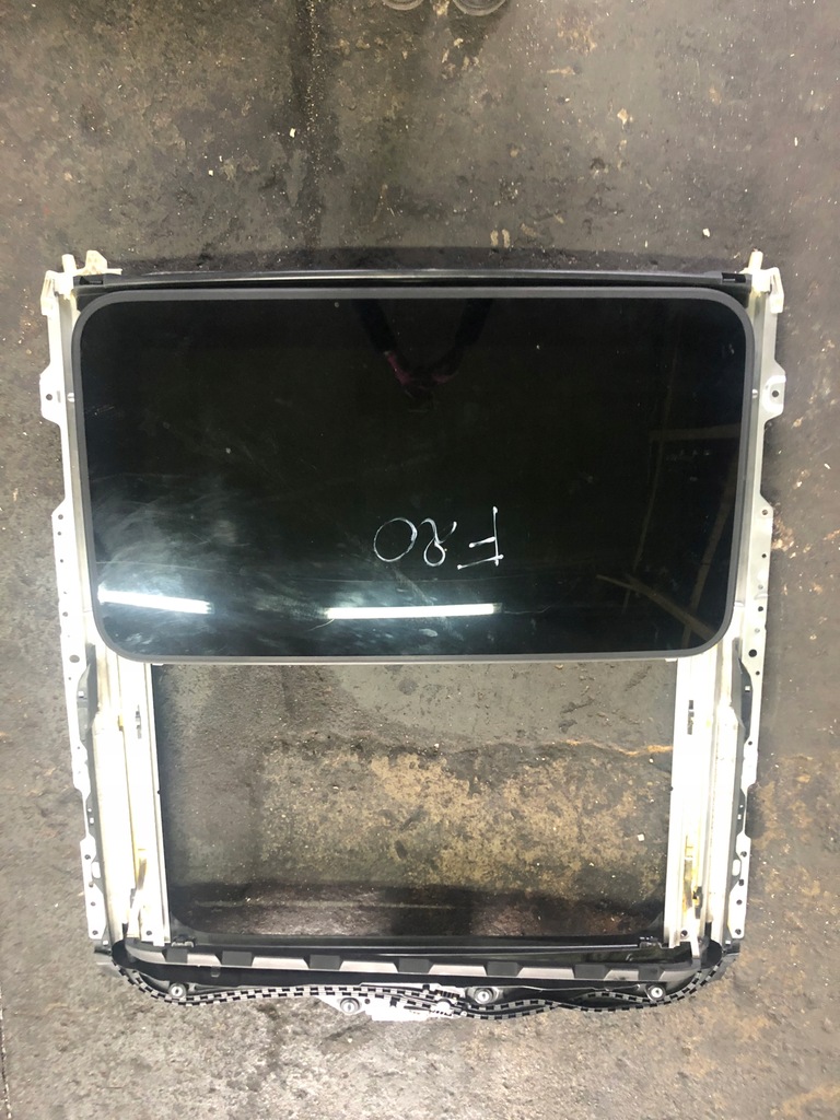 фото №1, 18 bmw f20 люк