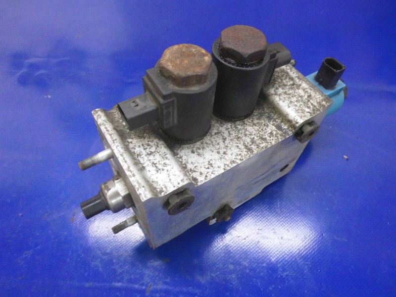 фото №1, Насос подвеска land rover discovery ii