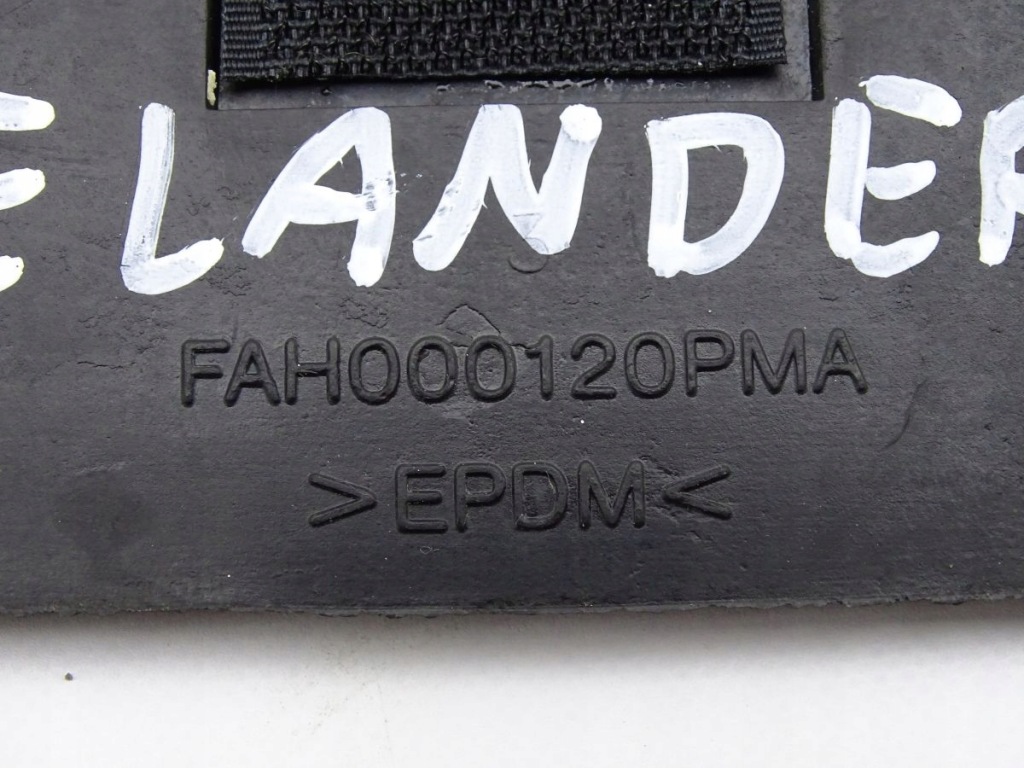 фото №3, Land rover freelander i 96-06 гумовий елемент вкладиш бардачка