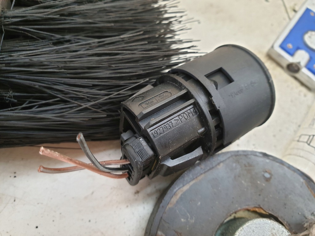 фото №3, Переключатель запуск стоп renault grand scenic ii eu