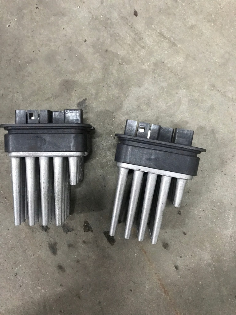 фото №1, Opel резистор резистор вентилятор климатроник 90566802