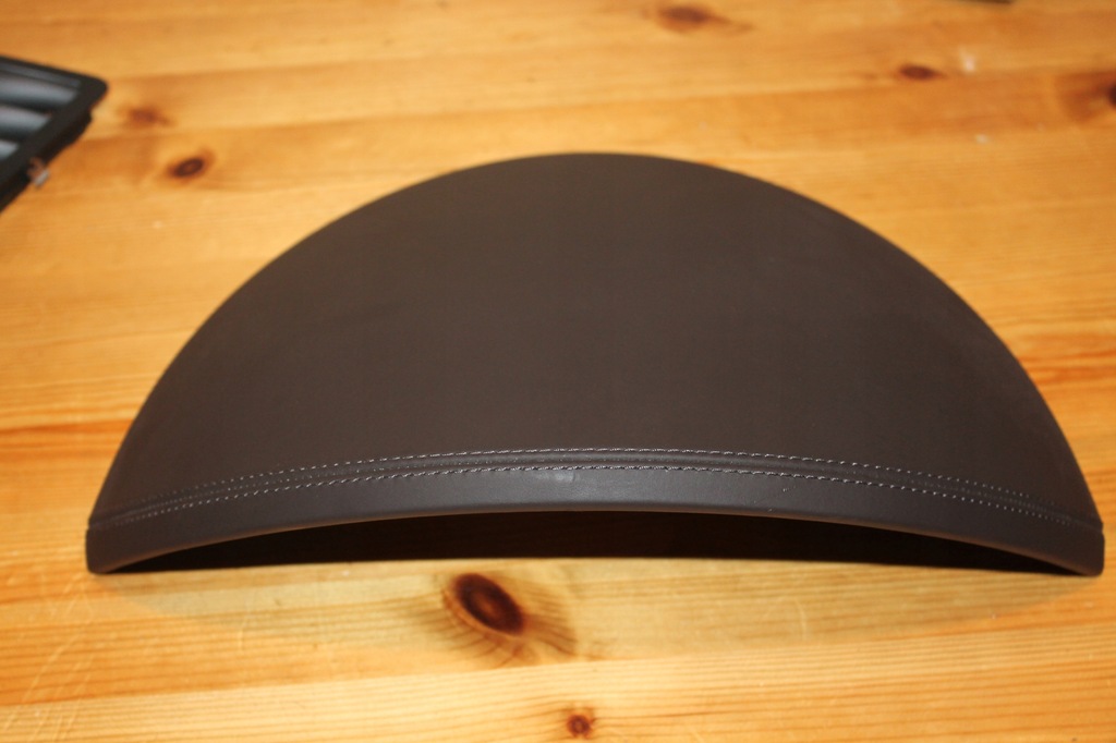 фото №1, Козирок спідометра шкіряний porsche boxster cayman