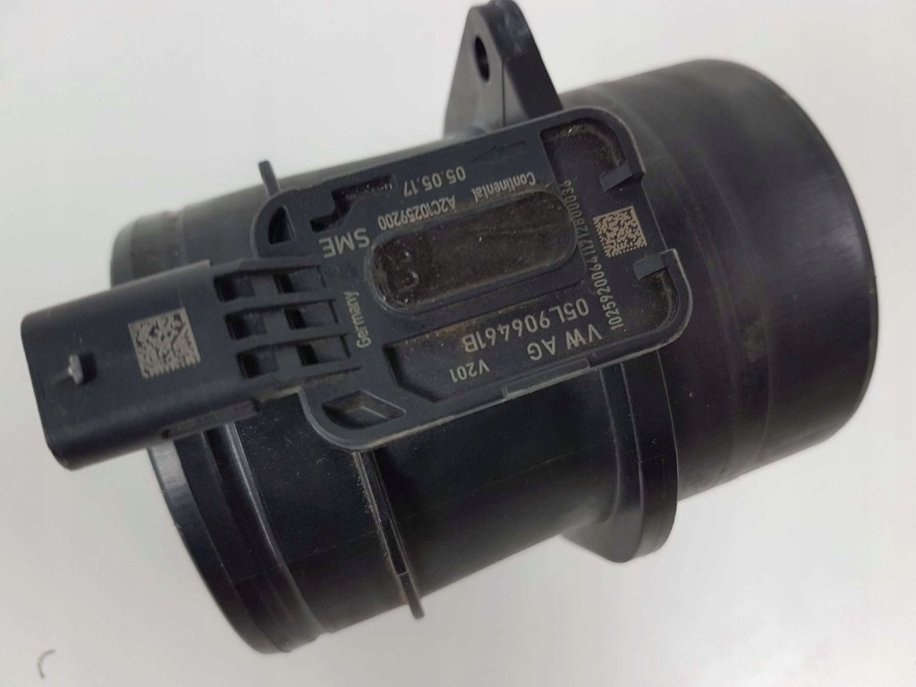 фото №1, Vw passat b8 2.0 tdi витратомір 05l906461b1