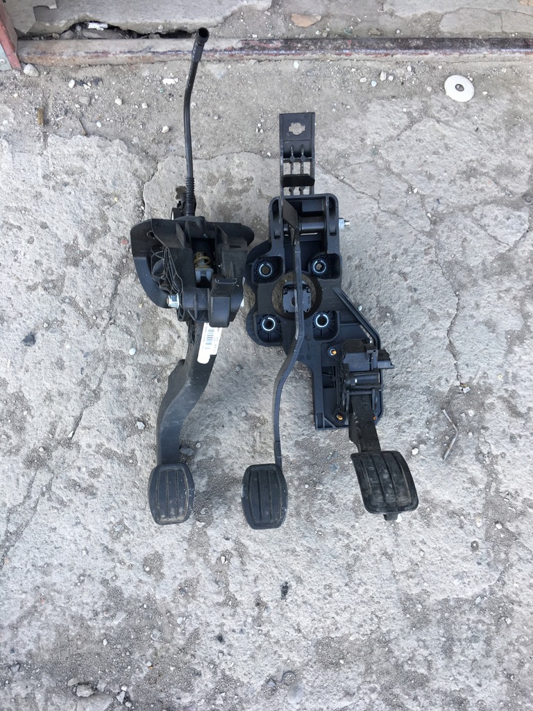 фото №1, Jumpy iii expert proace педали комплект europa