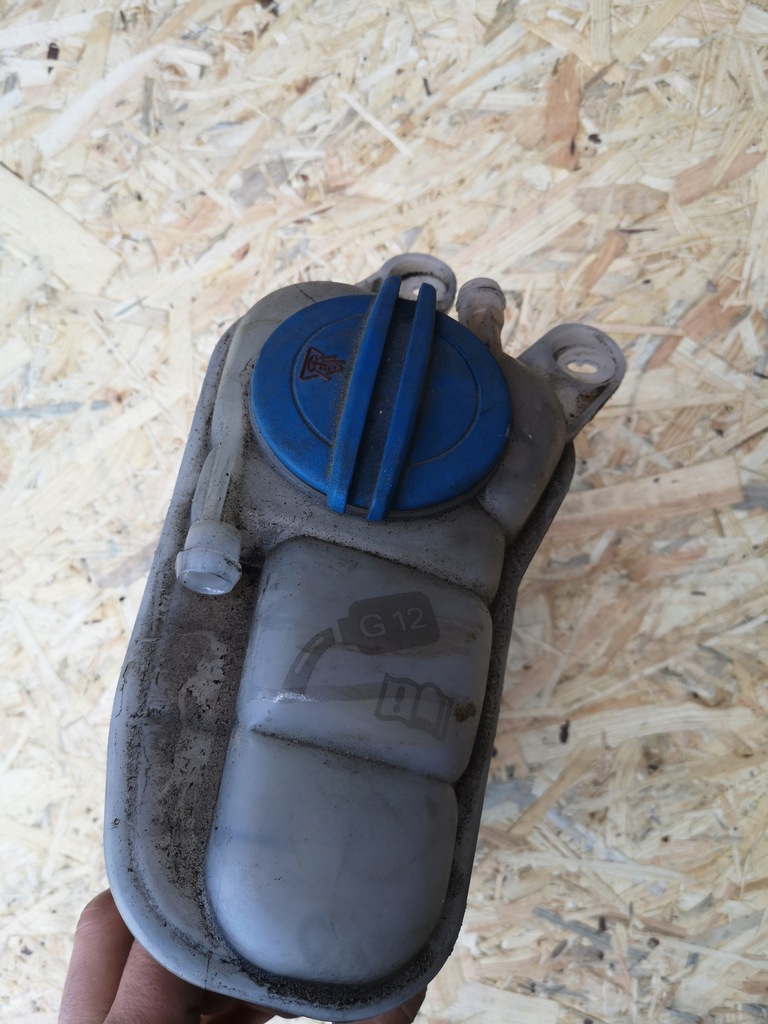 фото №4, Audi a4 b8 бачок расширительный 8k0121403g