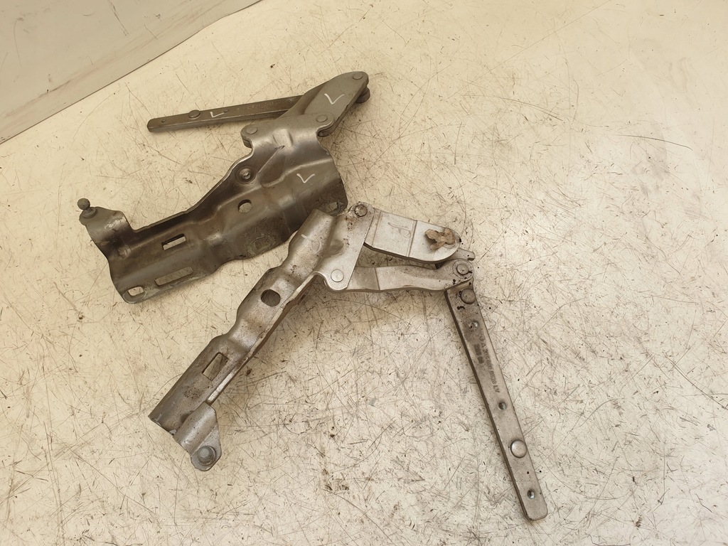 фото №1, Петля петлі капот mercedes c w203 eu інше