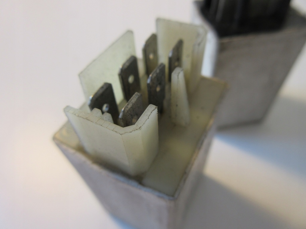 фото №6, Реле renault clio 02335 cartier temporisateu