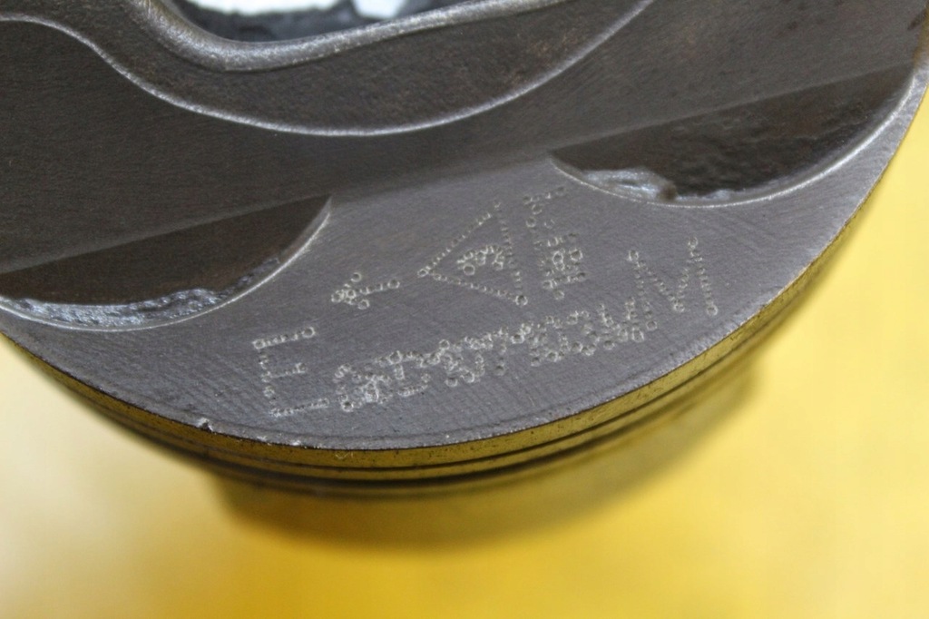 фото №8, Поршень поршни шатун шатун a3 8p 2.0 fsi axw 06bh