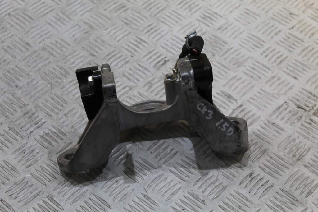 фото №1, Кронштейн двигуна mazda cx3 2017