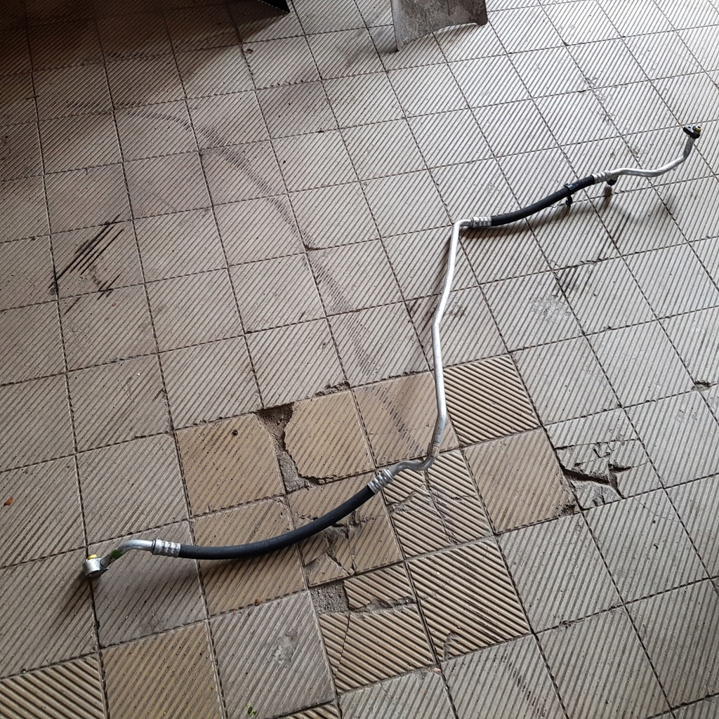 фото №1, Шланг кондиционера mercedes w245 2.0 cdi