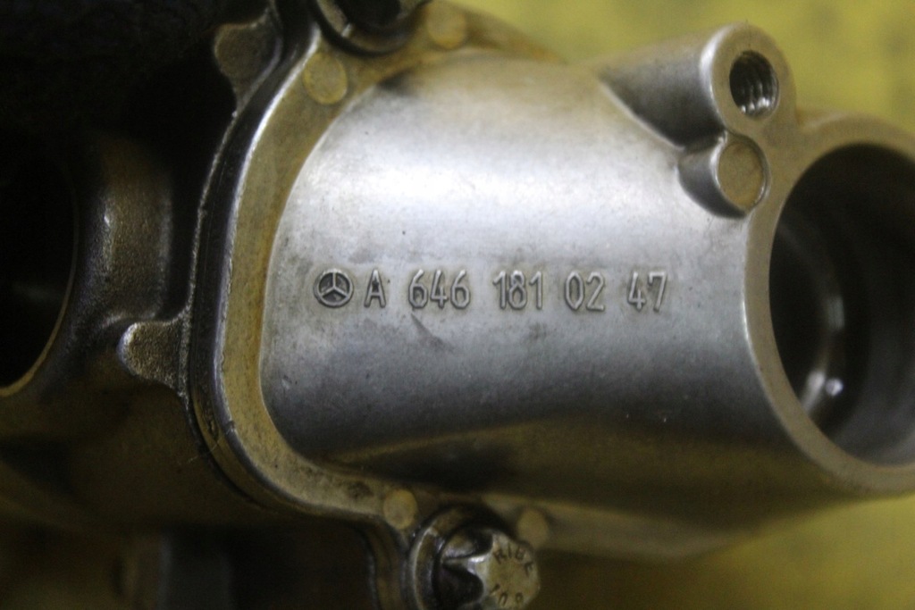 фото №12, Насос масла sprinter 906 2.2 cdi 6111810201