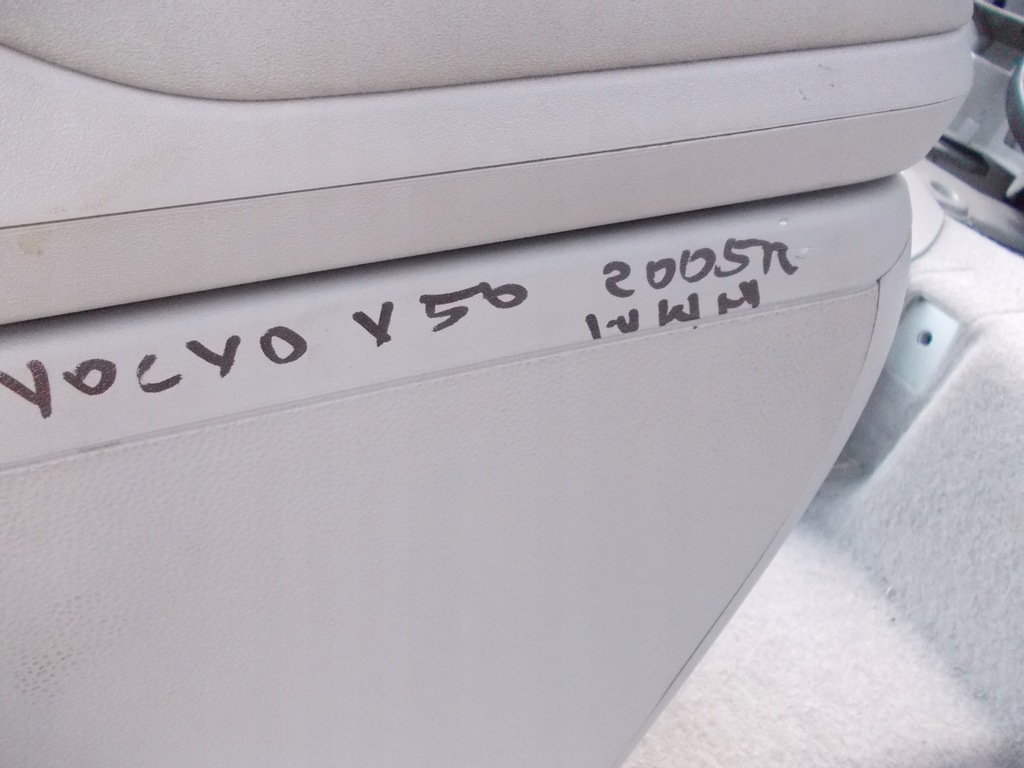 фото №4, Туннель средний volvo v50 04-12r. 2.0 d