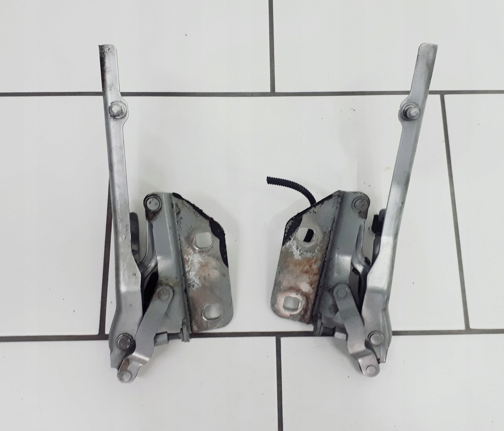 фото №1, Audi a8 d3 2002-2010 петли капот комплект ly7w