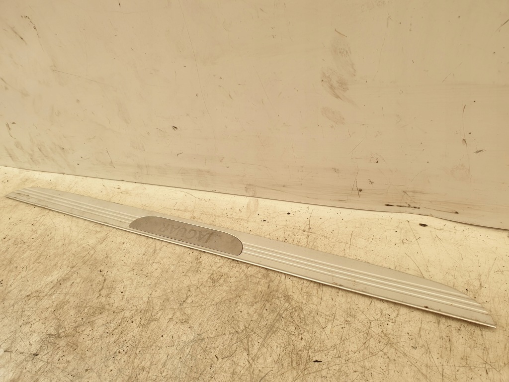 фото №1, Молдинг декоративная порог правый перед jaguar x-type 04r