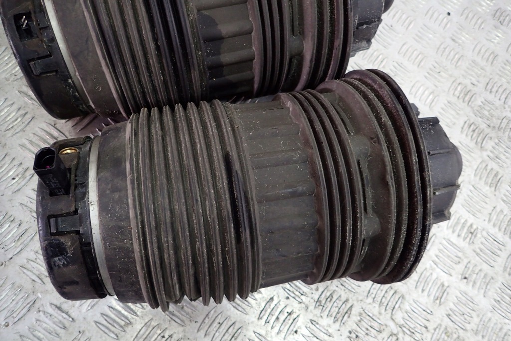 фото №1, Porsche panamera 970 пневмоподушка подушка 97033353334