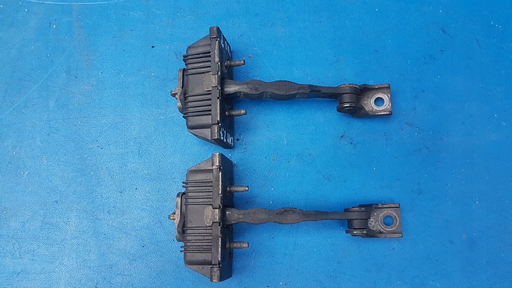 фото №9, Ограничитель дверь porsche cayman boxster 987 911