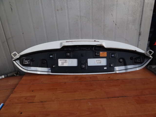 фото №3, Renault clio iv 2015 hb спойлер кришки багажника