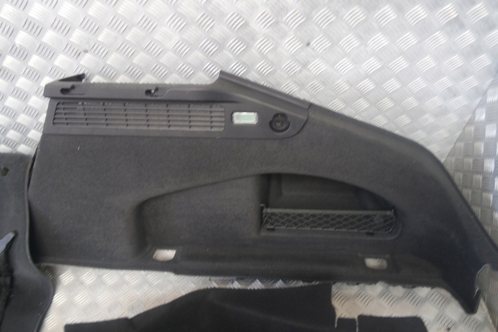 фото №5, Audi a7 c7 4g rs7 обивка багажника комплект