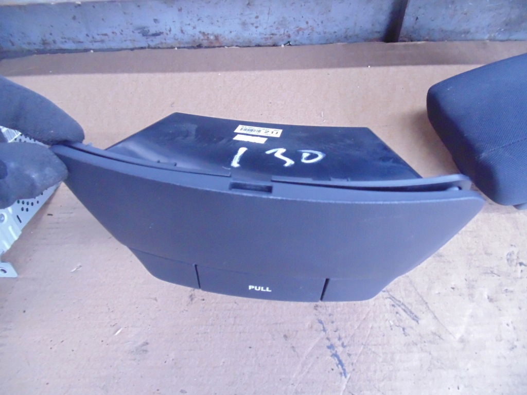 фото №1, Бардачок hyundai i30 07-12