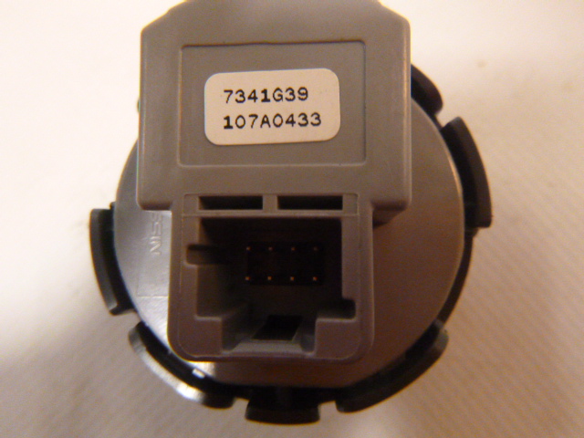 фото №2, Кнопка старт-стоп micra k14