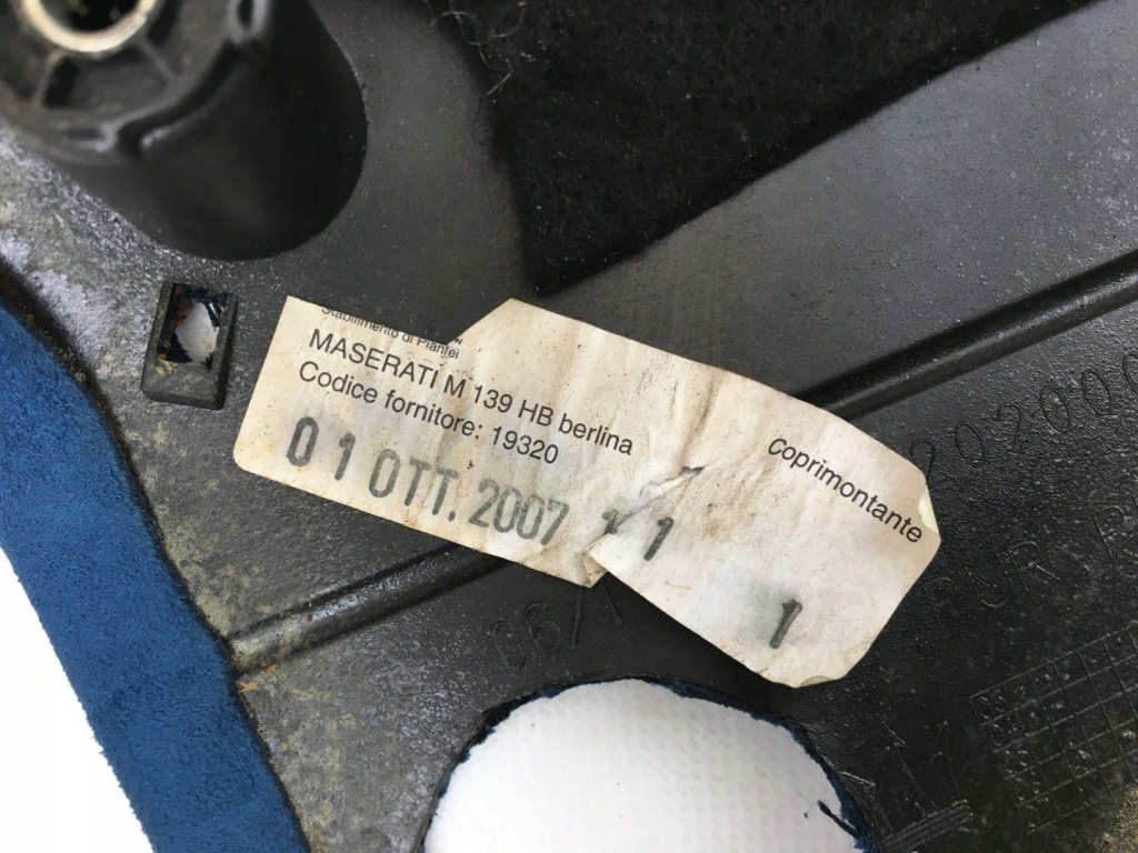 фото №5, Maserati quattroporte 04-12 обшивка стойка задняя