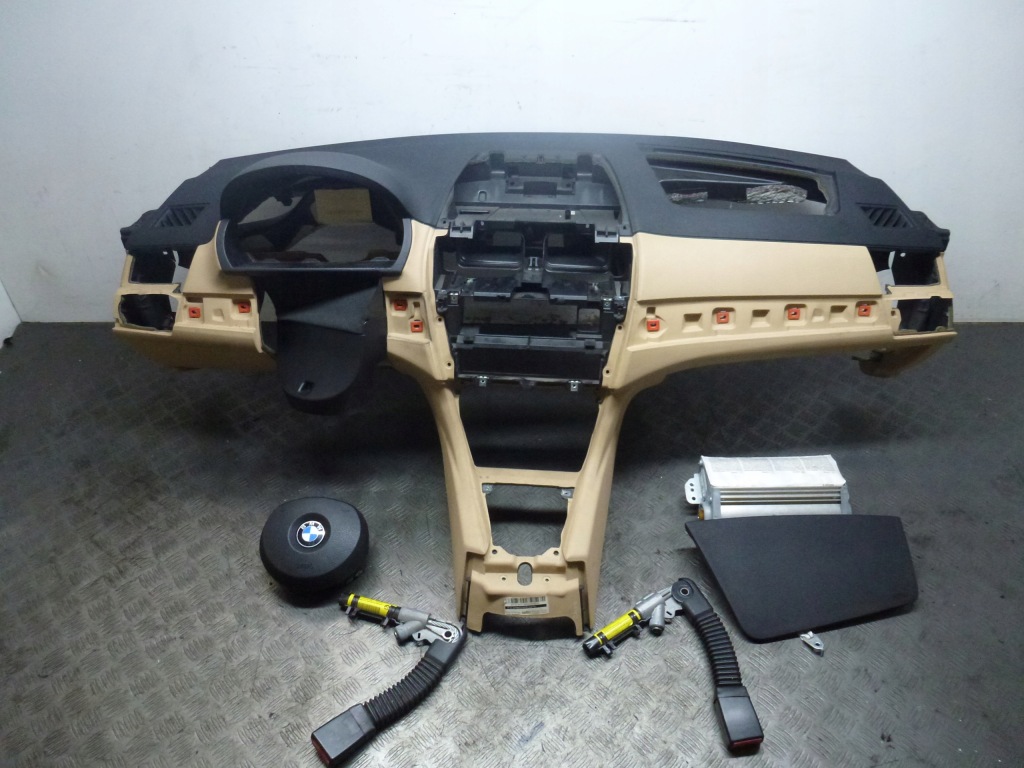 фото №1, Приборная панель консоль подушка безопасности натяжители bmw e83 x3 lift