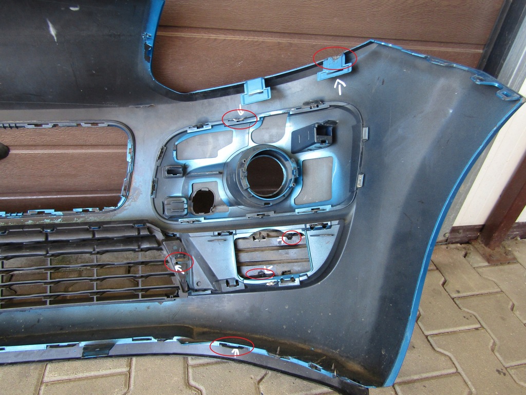 фото №11, Бампер перед передній citroen c3 picasso 08-12