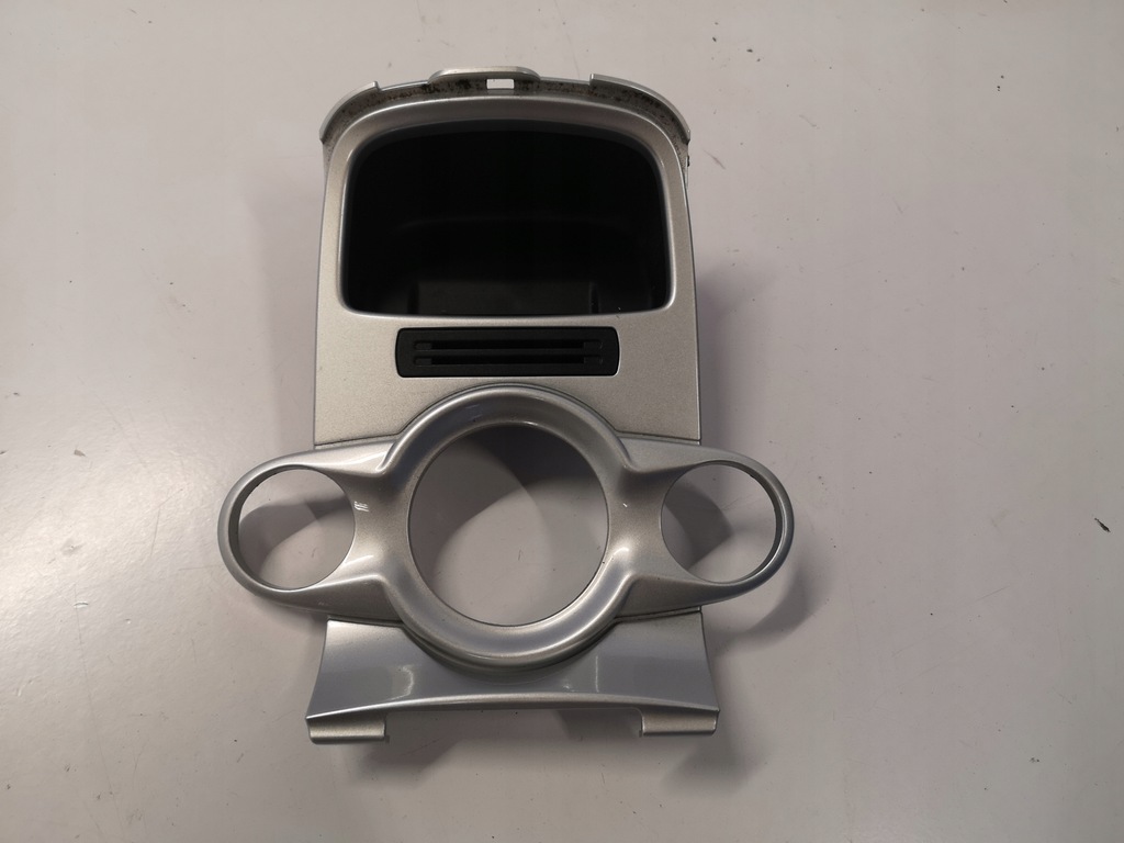 фото №1, Ford fiesta mk7 рамка панель кондиционера