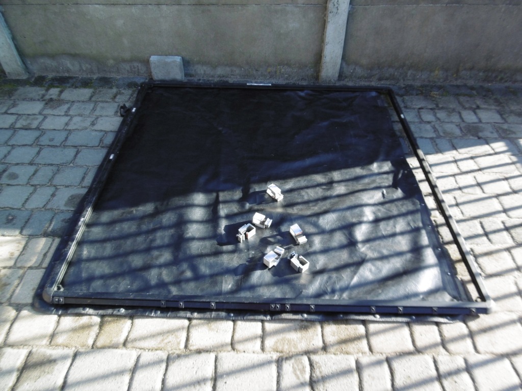 фото №1, Nissan navara d40 - шторка, тент