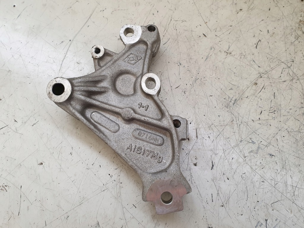 фото №1, Кронштейн двигуна кронштейн infiniti ex30 3.0d 11r