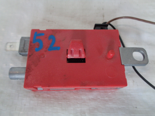 фото №4, Jaguar xe x760 усилитель антенны fk72-18c847-aa