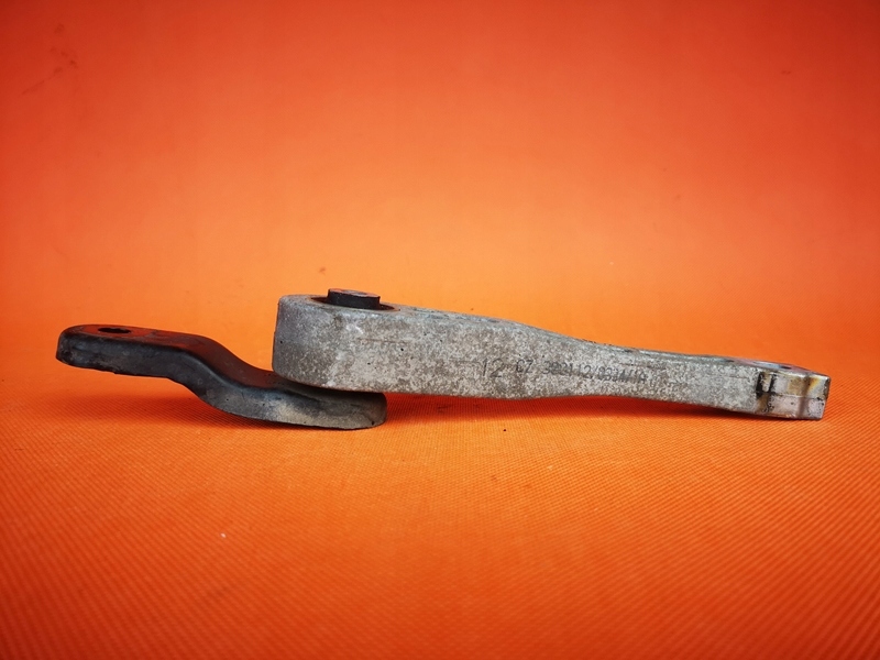 фото №6, Audi a3 8p lift 2.0 tdi кронштейн кронштейн двигателя