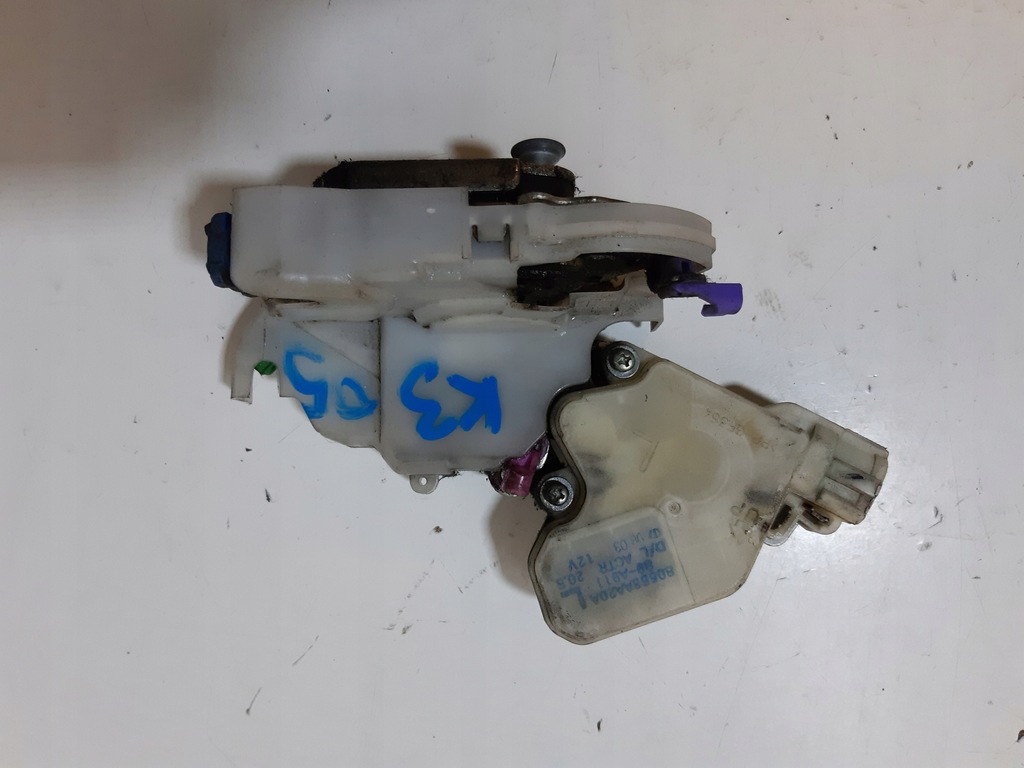 фото №1, Cabstar maxity 07- замок дверь левый